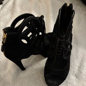Louis Vuitton Black Lace-Up Heels